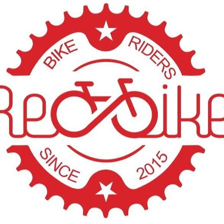 Red Bike Apart'S 오폴레 외부 사진